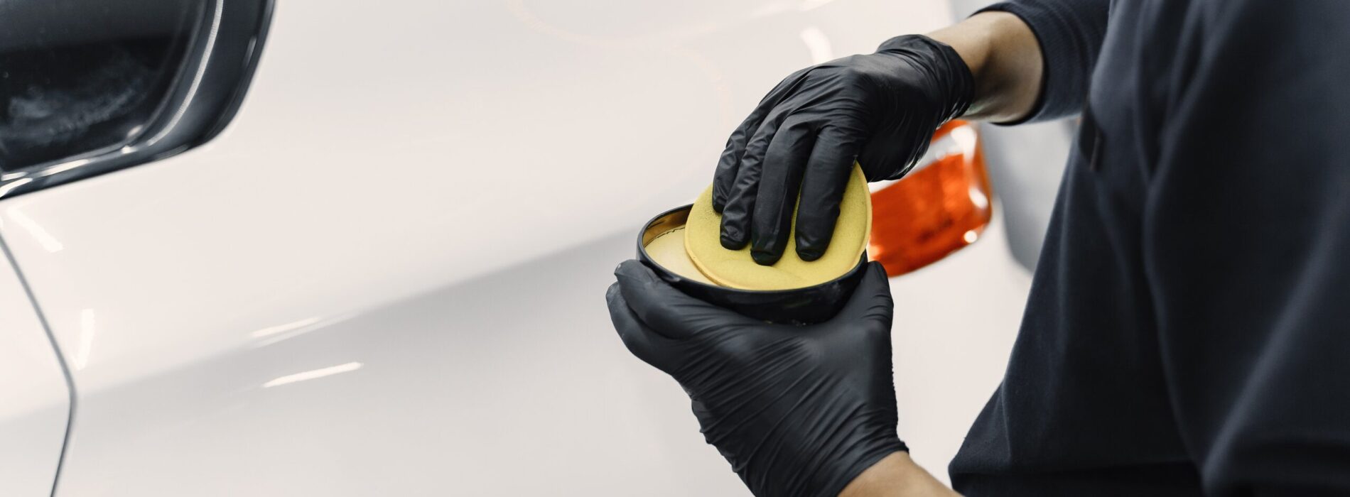 Jaki wosk samochodowy na zimę?